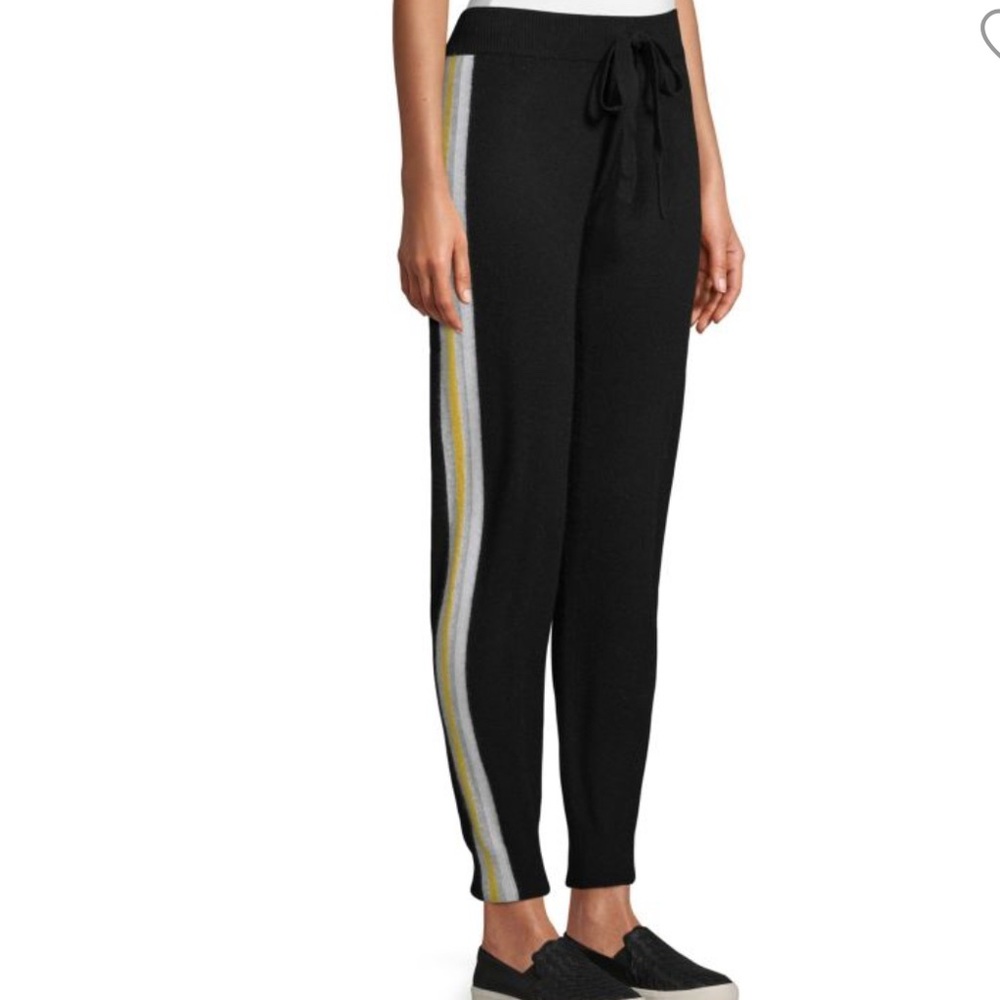 Minnie Rose Black & White Stripe Cashmere Joggers